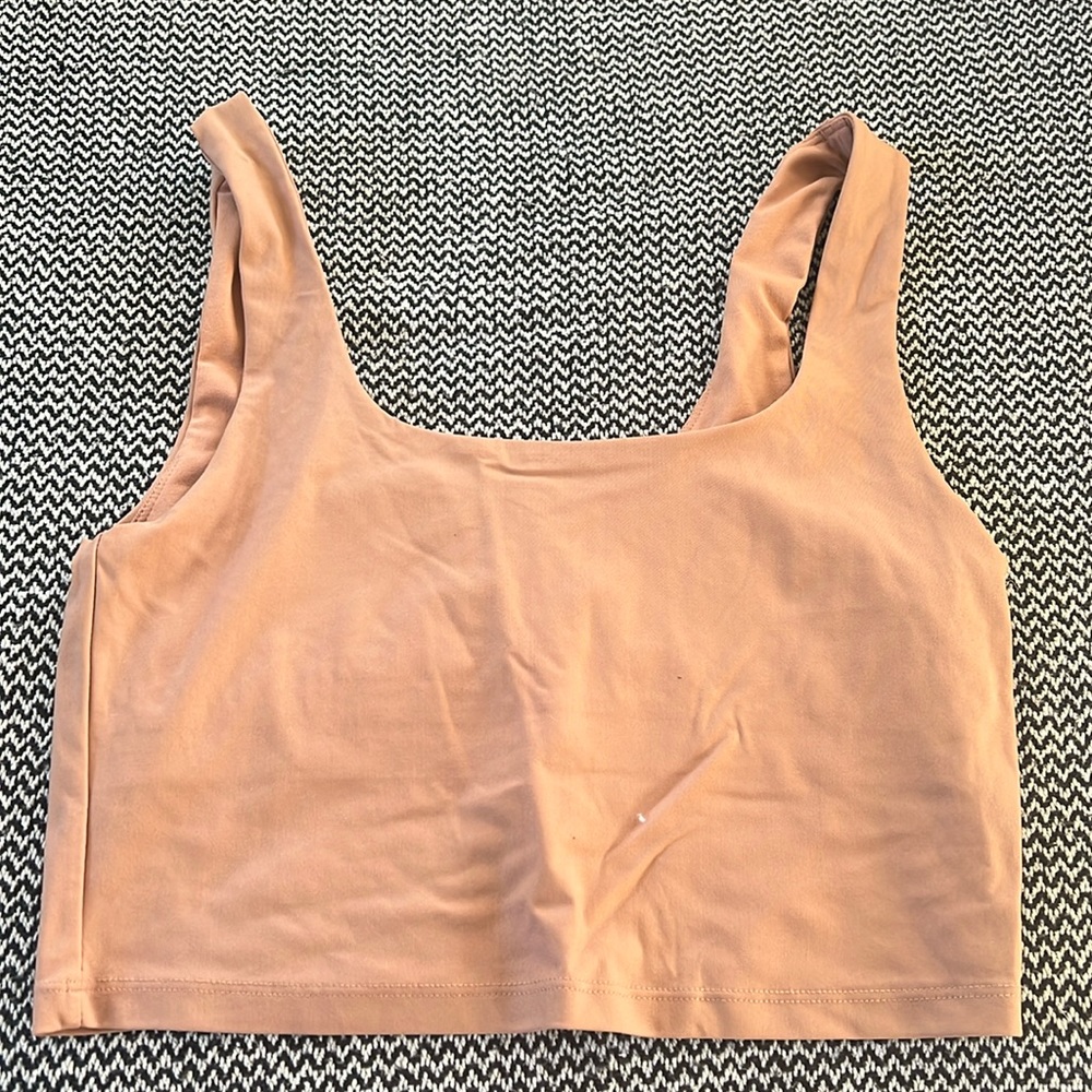 Fabletics Crop - image 1